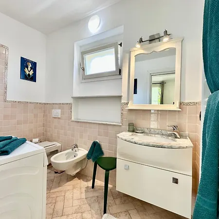 Angelina Homes I Casa Ug I 5 Minuti A Piedi Dal Mare I Giardino I Parcheggio Privato Daire